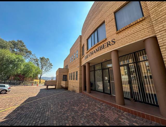 2,000M² OFFICE TO LET IN BEDFORDVIEW